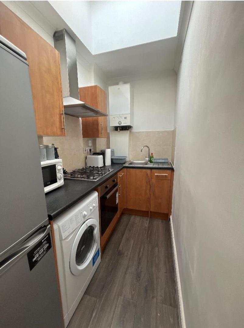 Flat 6, 419 Fulham * Londra